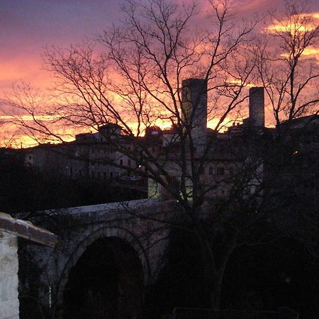 Bed and Breakfast Antico Borgo Piceno à Ascoli Piceno Extérieur photo