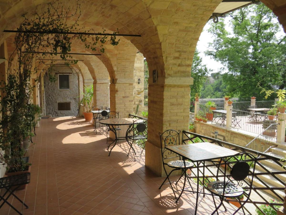Bed and Breakfast Antico Borgo Piceno à Ascoli Piceno Extérieur photo